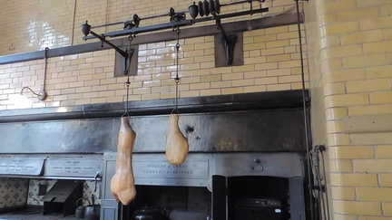 Hanging meat