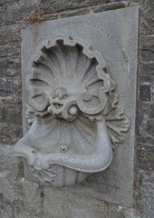 Drinking fountain