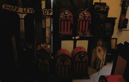 Signalling devices