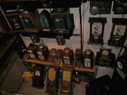 Signal devices