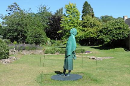 Statue