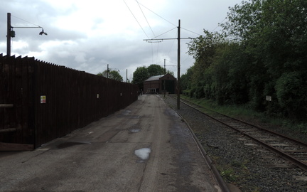 Road and tramway