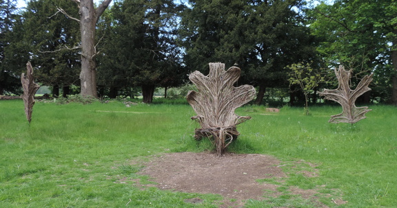 Leaves and seat