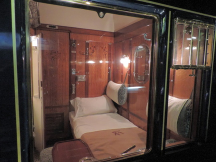 Sleeper compartment