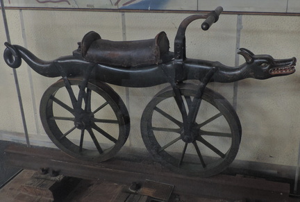 Rail cycle