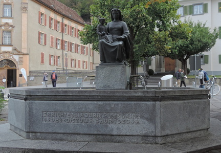 Statue