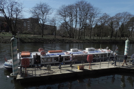 Water bus