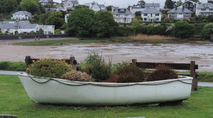 Flower boat