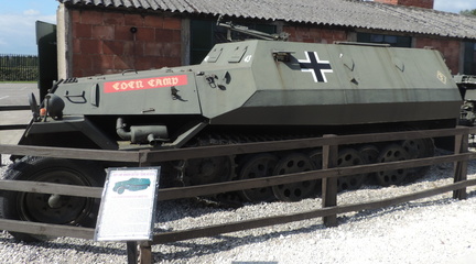 Armoured car