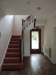 095-Hall