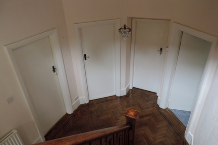 097-Hall