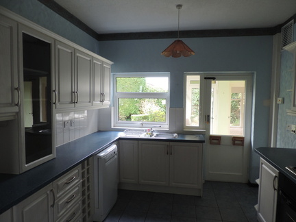 105-Kitchen