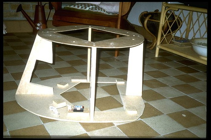 Frame for the shoulders