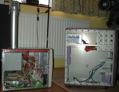 Full Tok'ra and empty purple case