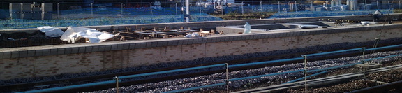1e-Manholes