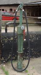 Petrol pump
