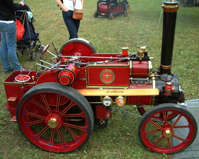 Red engine