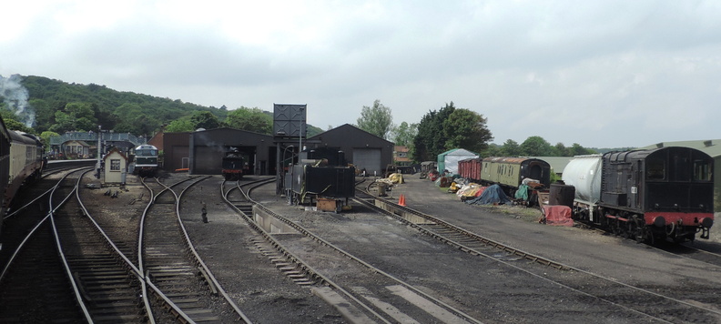 016-ApproachingWeybourne.jpg