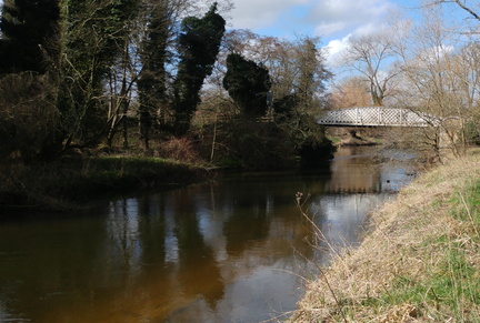 White bridge