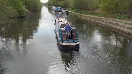 Barge