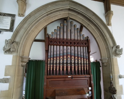 Organ pipes